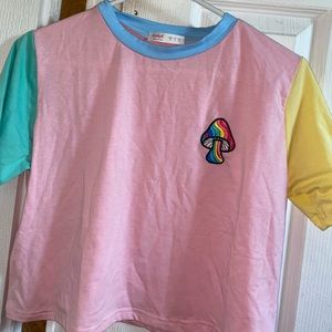 Mushroom embroidered pastel cropped tee